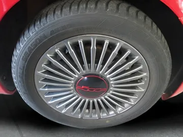 Car image 23