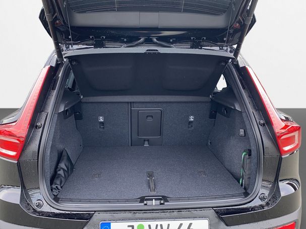 Volvo XC40 B4 Ultimate Dark 145 kW image number 7