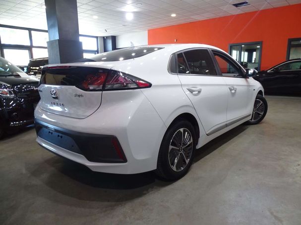 Hyundai Ioniq 1.6 GDI 104 kW image number 4