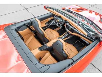 Car image 27