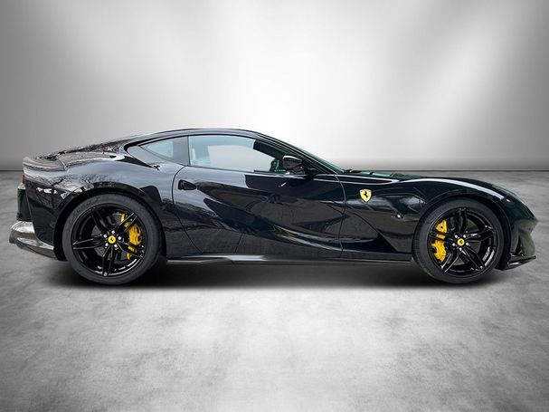 Ferrari 812 Superfast 588 kW image number 5