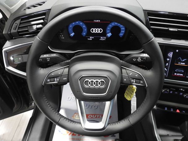 Audi Q3 35 TFSI Business 110 kW image number 10