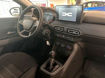 Car image 11