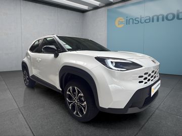 Car image 2