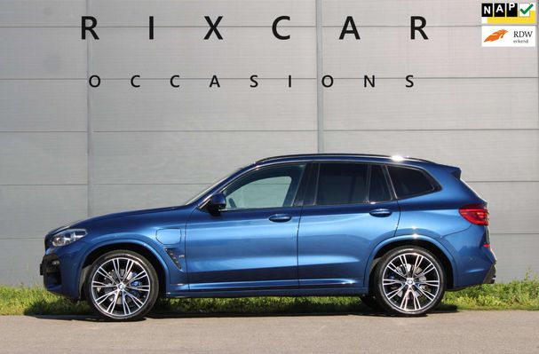 BMW X3 xDrive30e M 215 kW image number 3