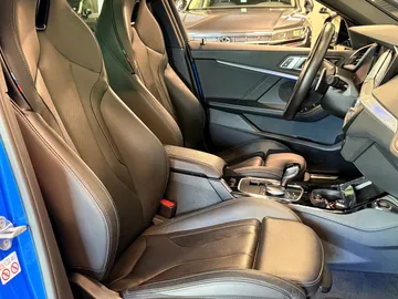 Car image 35