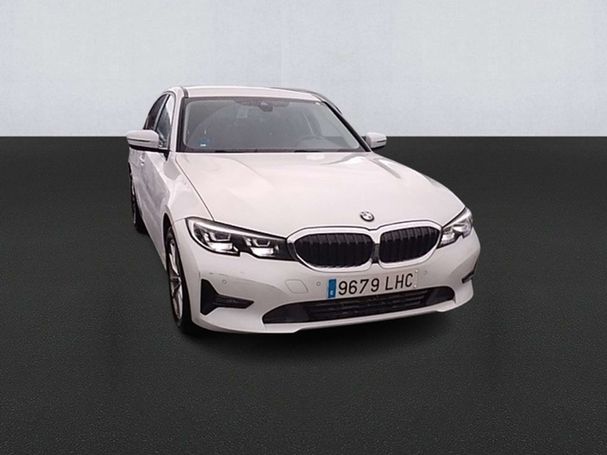 BMW 330 e 215 kW image number 3