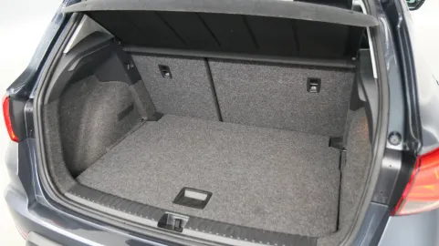 Car image 39