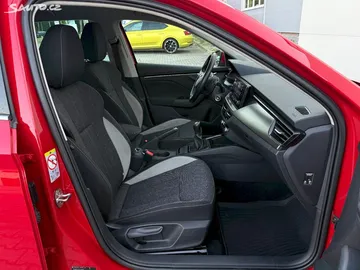 Car image 22
