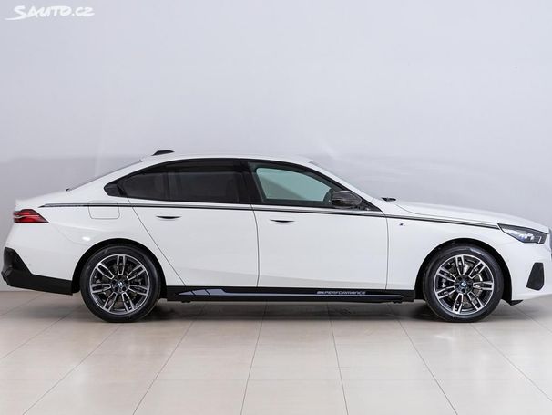 BMW 520d xDrive 145 kW image number 12