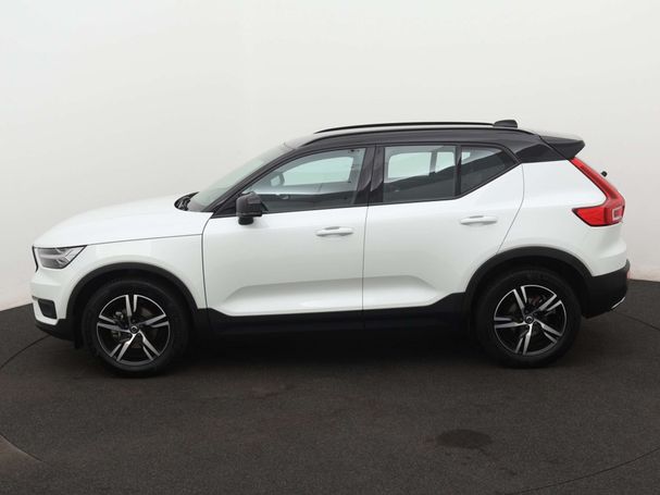 Volvo XC40 T3 115 kW image number 2