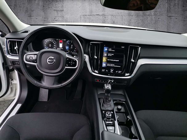 Volvo V60 D4 Momentum 140 kW image number 11