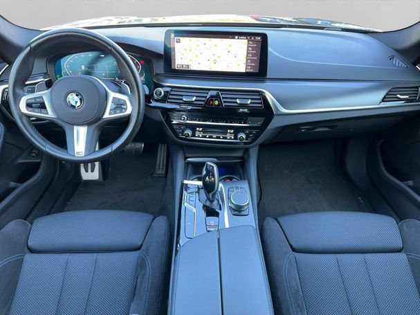 BMW 540i Touring M Sportpaket xDrive 245 kW image number 9