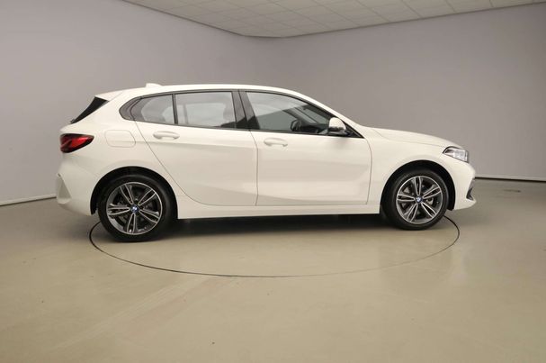 BMW 118i 100 kW image number 3