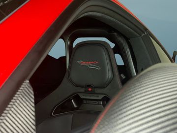 Car image 29