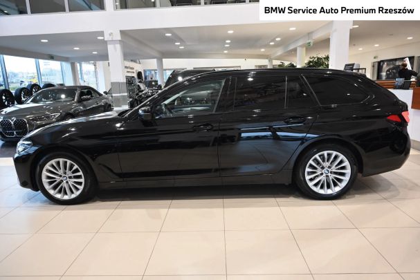 BMW 520d Touring xDrive Luxury Line 140 kW image number 20