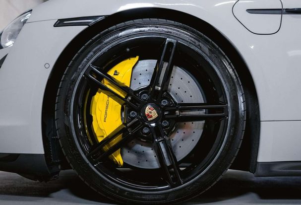 Porsche Taycan Turbo S 560 kW image number 29