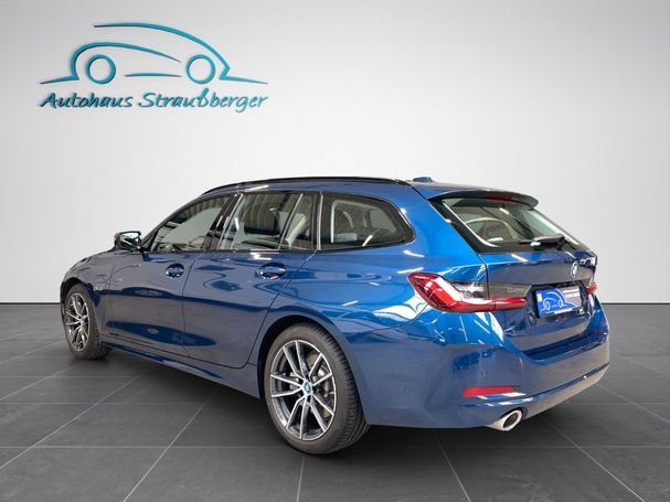 BMW 330 e Touring 215 kW image number 5