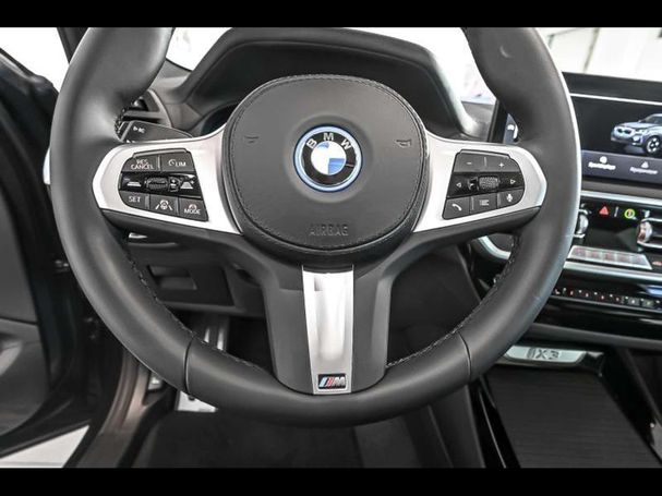 BMW iX3 M Sport 210 kW image number 8