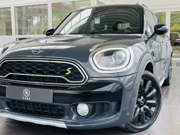 Car image 27