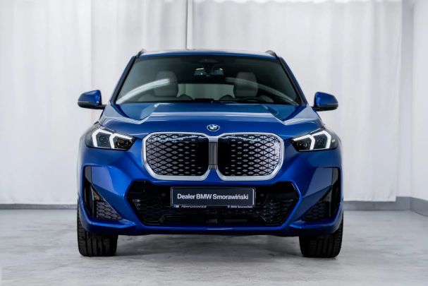 BMW iX1 xDrive30 M Sport 230 kW image number 2