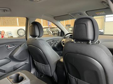 Car image 36