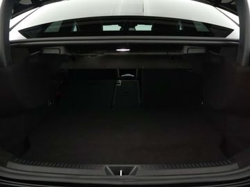 Car image 38