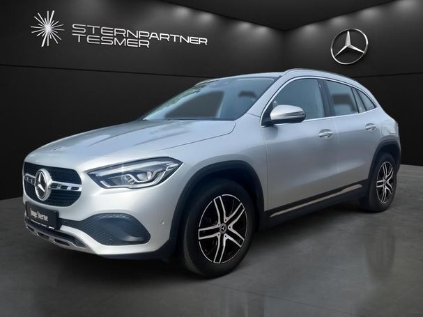 Mercedes-Benz GLA 180 100 kW image number 1