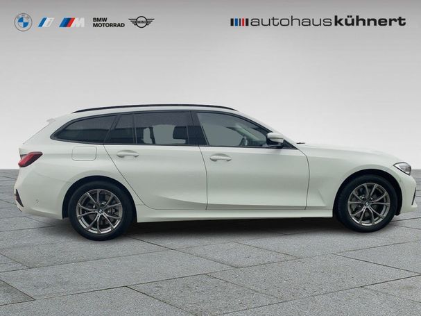 BMW 330i Touring xDrive Sport Line 190 kW image number 2