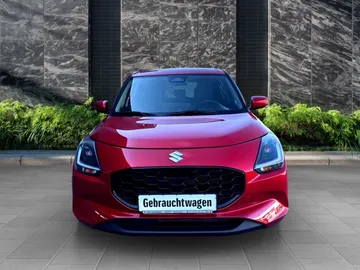 Car image 5