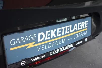 Car image 27