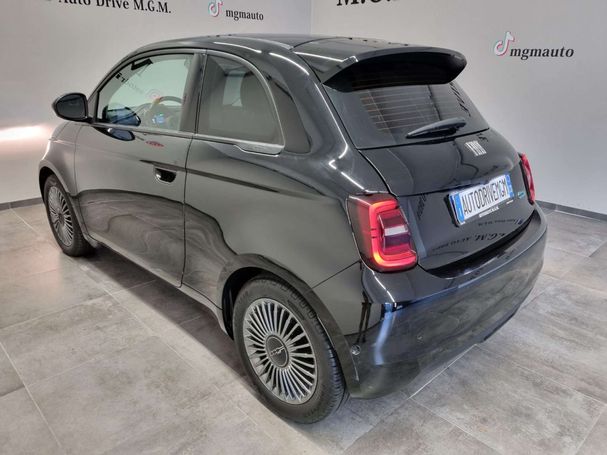 Fiat 500 e 70 kW image number 16