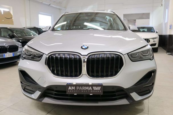 BMW X1 sDrive18d Advantage 110 kW image number 3