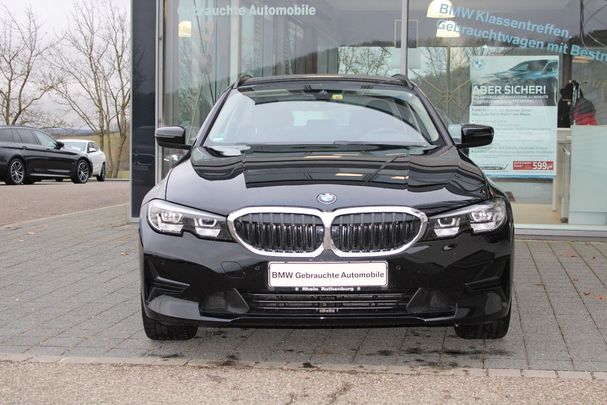 BMW 320d Touring Advantage 140 kW image number 2