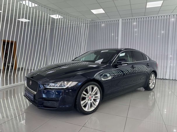 Jaguar XE 132 kW image number 1