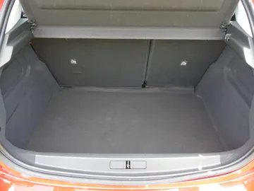 Car image 28