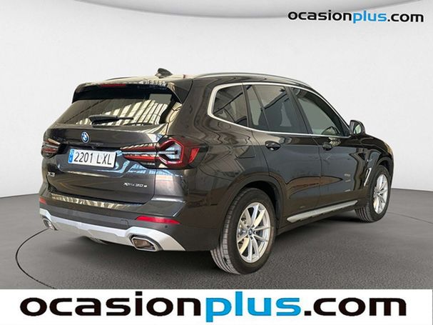 BMW X3e xDrive 215 kW image number 3