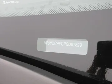 Car image 35