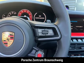 Car image 35
