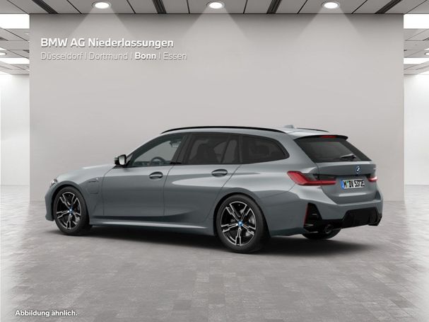 BMW 330 e Touring 215 kW image number 10