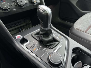 Car image 37