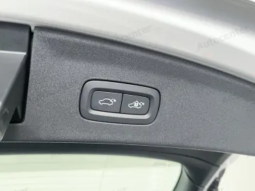 Car image 35
