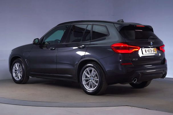 BMW X3 xDrive30e M 215 kW image number 2