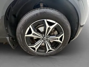Car image 36