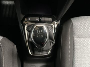 Car image 23