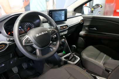 Car image 31