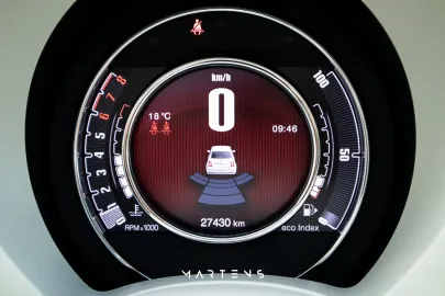 Car image 25