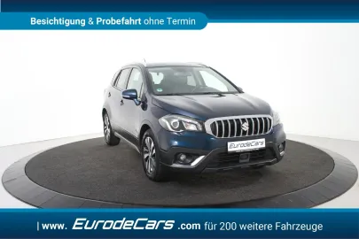 Car image 4