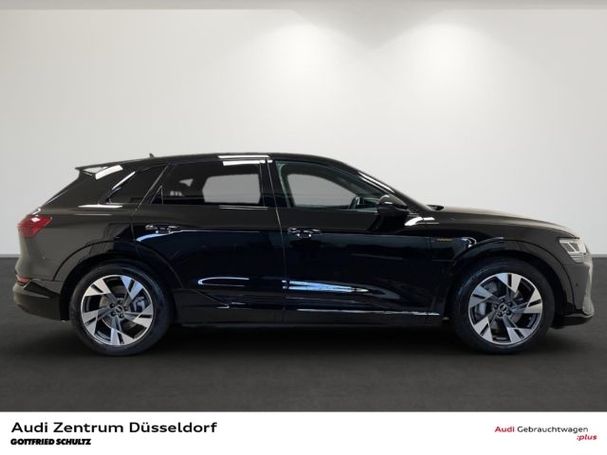 Audi e-tron 55 quattro S-line 300 kW image number 2