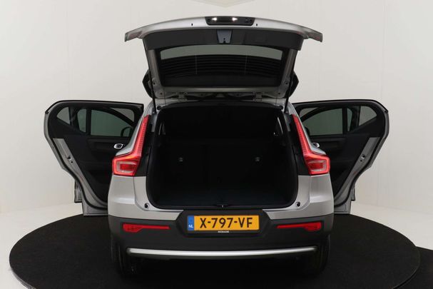 Volvo XC40 B3 Essential 120 kW image number 23